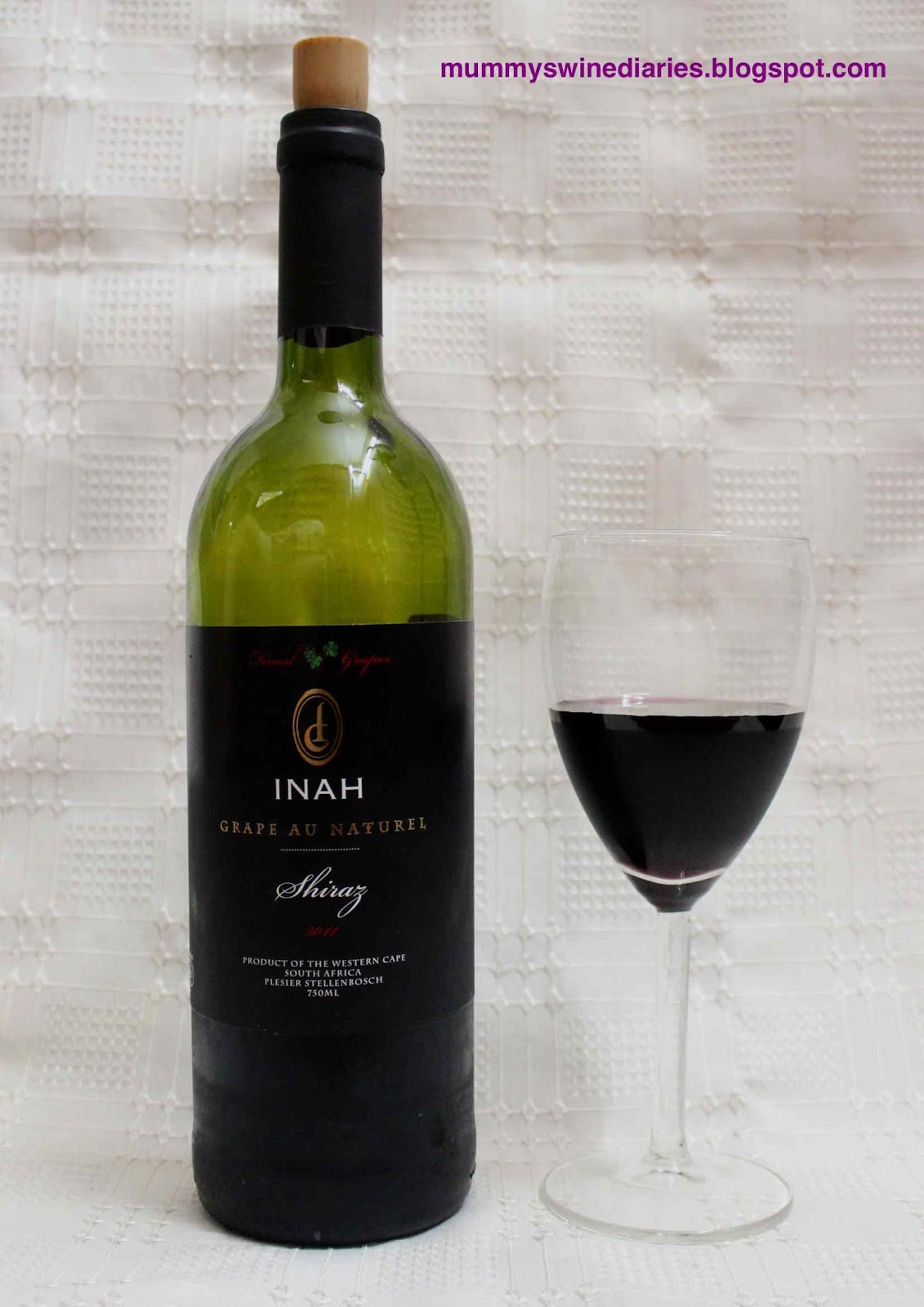 Mummy's Food and Drinks NonAlcoholic Wine Inah Shiraz 2011 from