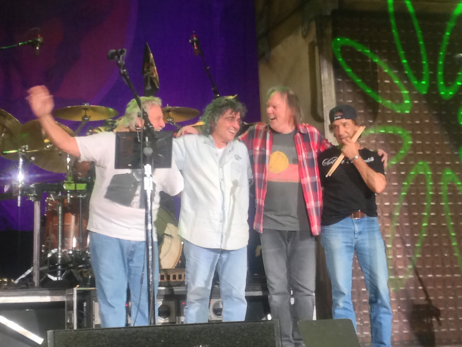 Neil Young News: Waging Heavy Wheat: Thank You for Supporting Thrasher