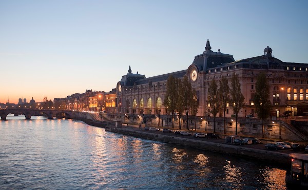 PARIGI E I SUOI MUSEI PARIGI E I SUOI MUSEI