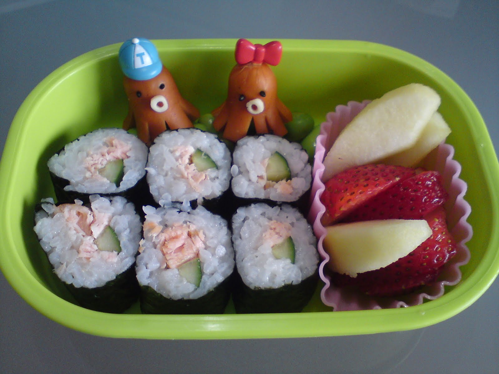 Dragonfly Bento Box Octopus hot dog and sushi