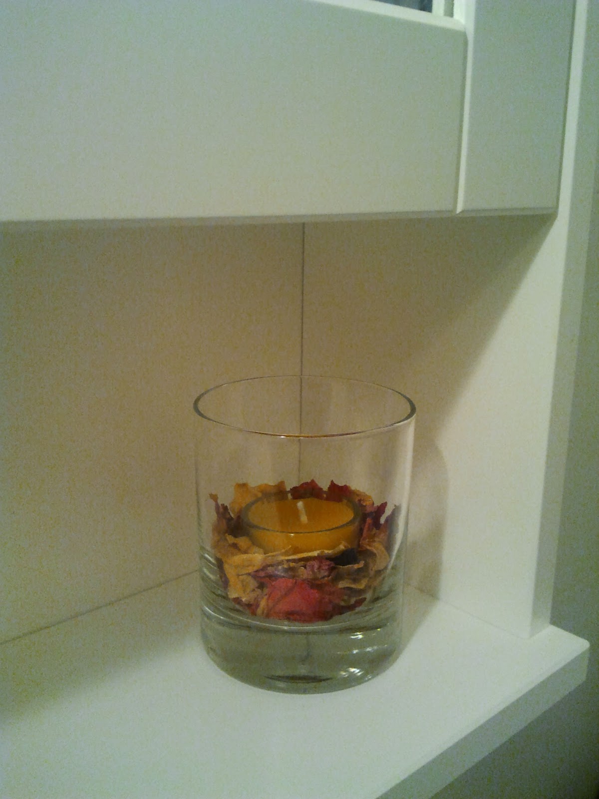 Gök Delindi Tasarım Yağıyor Do you like candles? Yine mumluk yaptım )