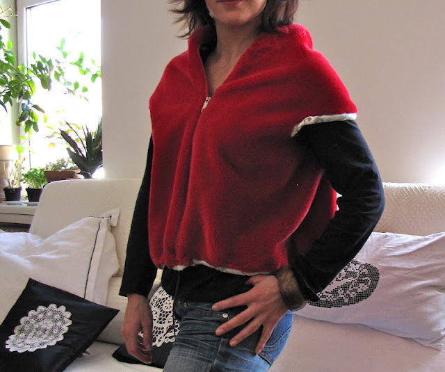 Of Dreams and Seams My "Pillow Cape"!