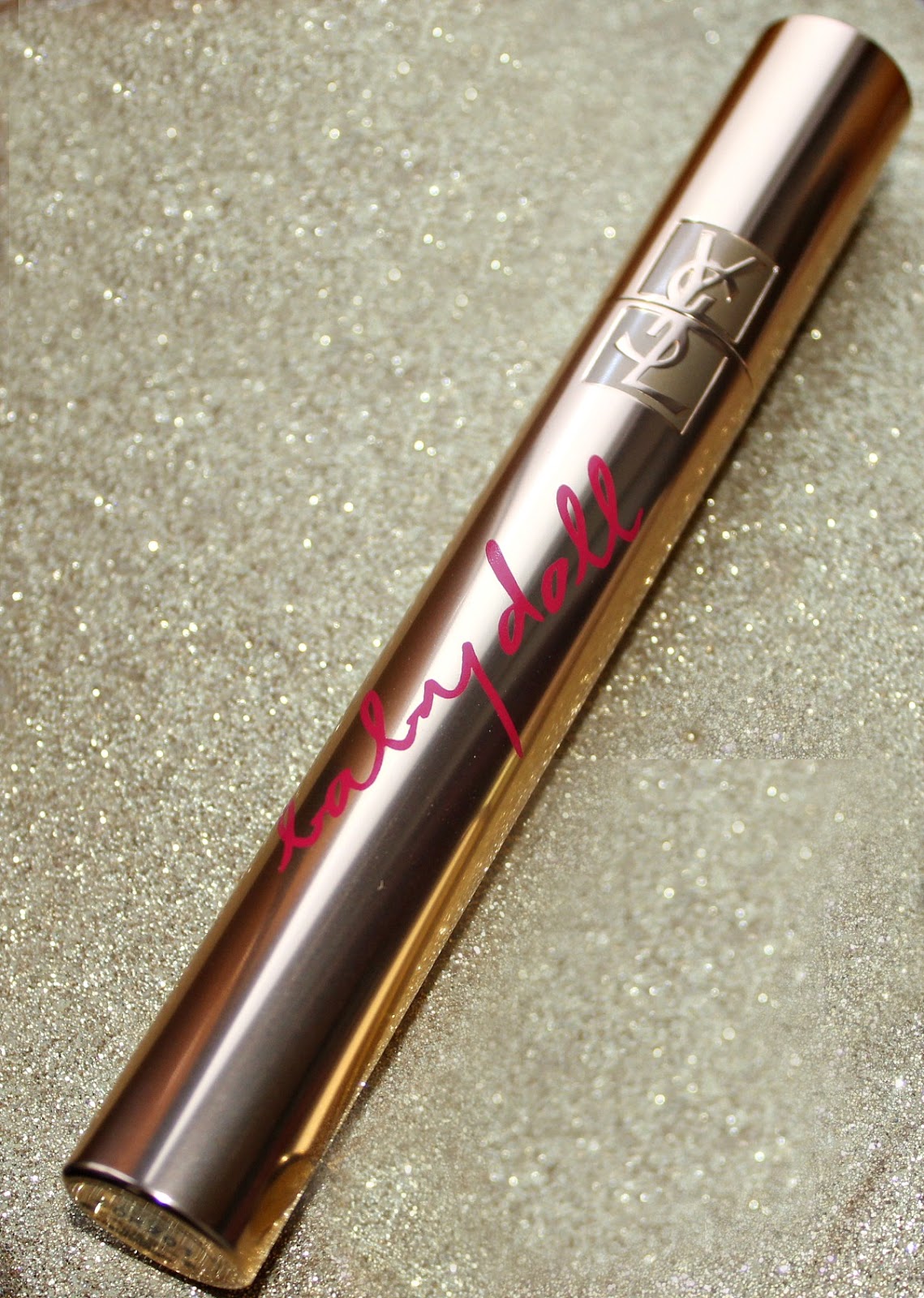 CherrySue, Doin' the Do YSL Babydoll Mascara in Fetish Black Tried