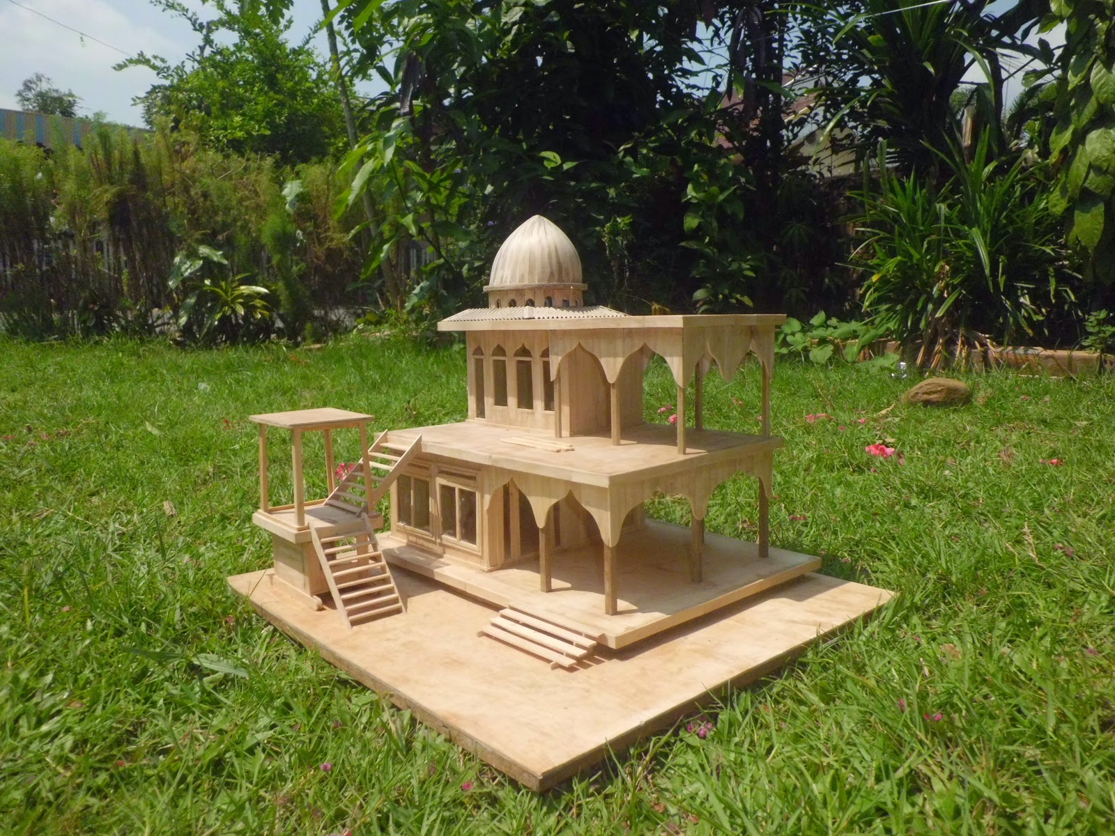 Miniatur rumah: Miniatur rumah