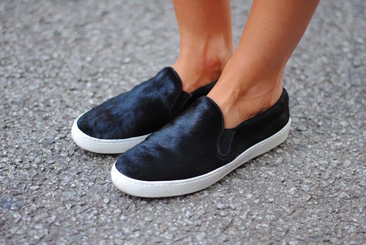 How To Wear Slipons & Sneakers Style Guides moda tendencias looks belleza