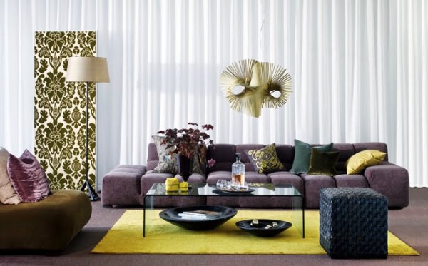 decoracao de sala lilas:Glamour e Glacê: Casa: Salas de Estar em tons de Roxo e Lilás decoracao de sala lilas:Glamour e Glacê: Casa: Salas de Estar em tons de Roxo e Lilás