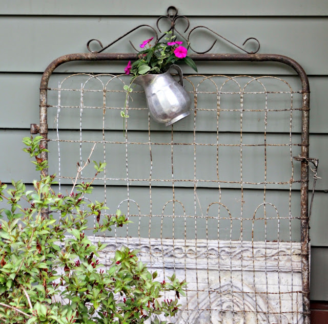 DIY, Repurposed, Upcycled and Antique Home Decor Link Party @ http://knickoftimeinteriors.blogspot.com/