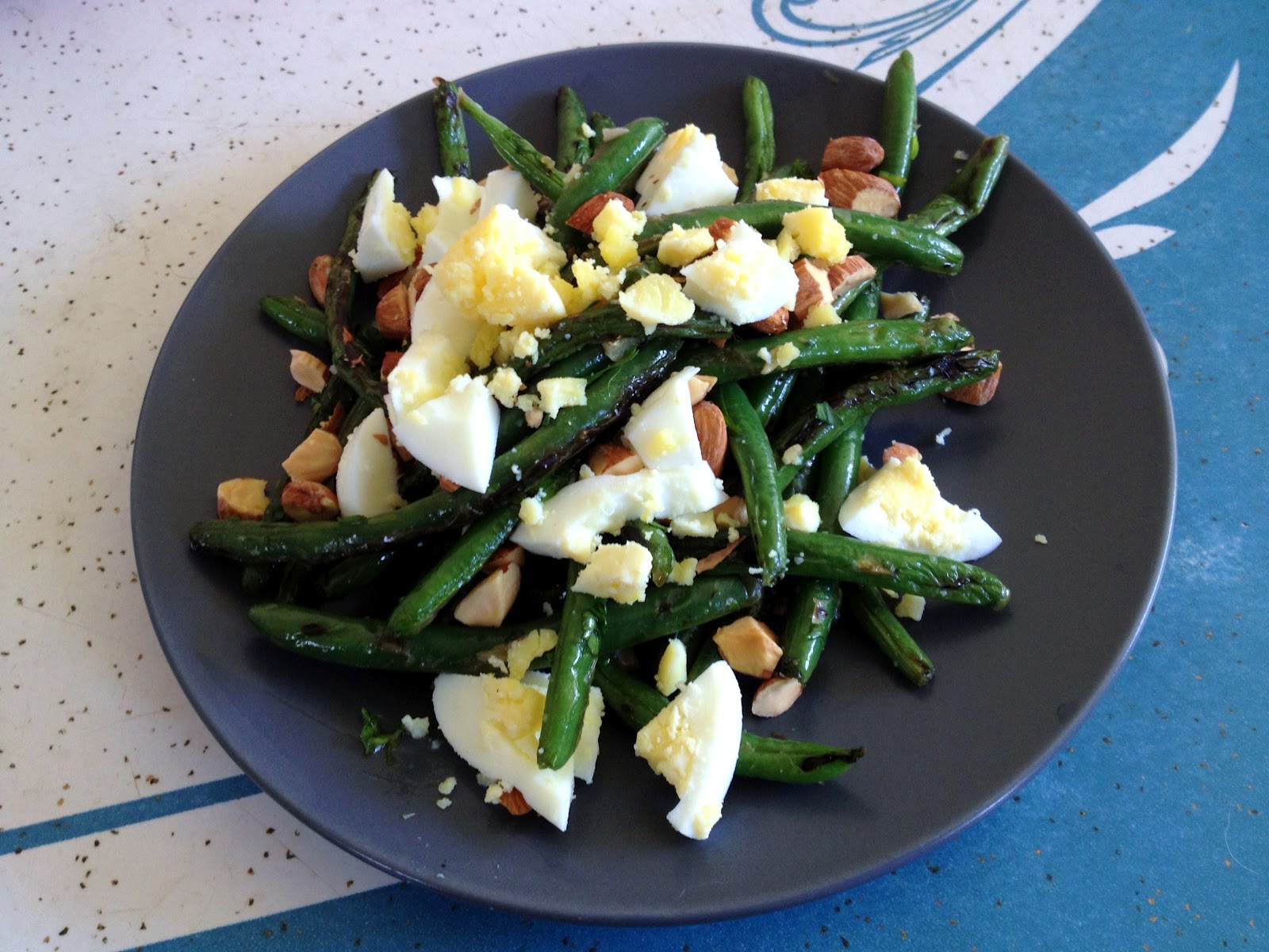 living awesomely garlicky green beans, almonds, hardboiled eggs