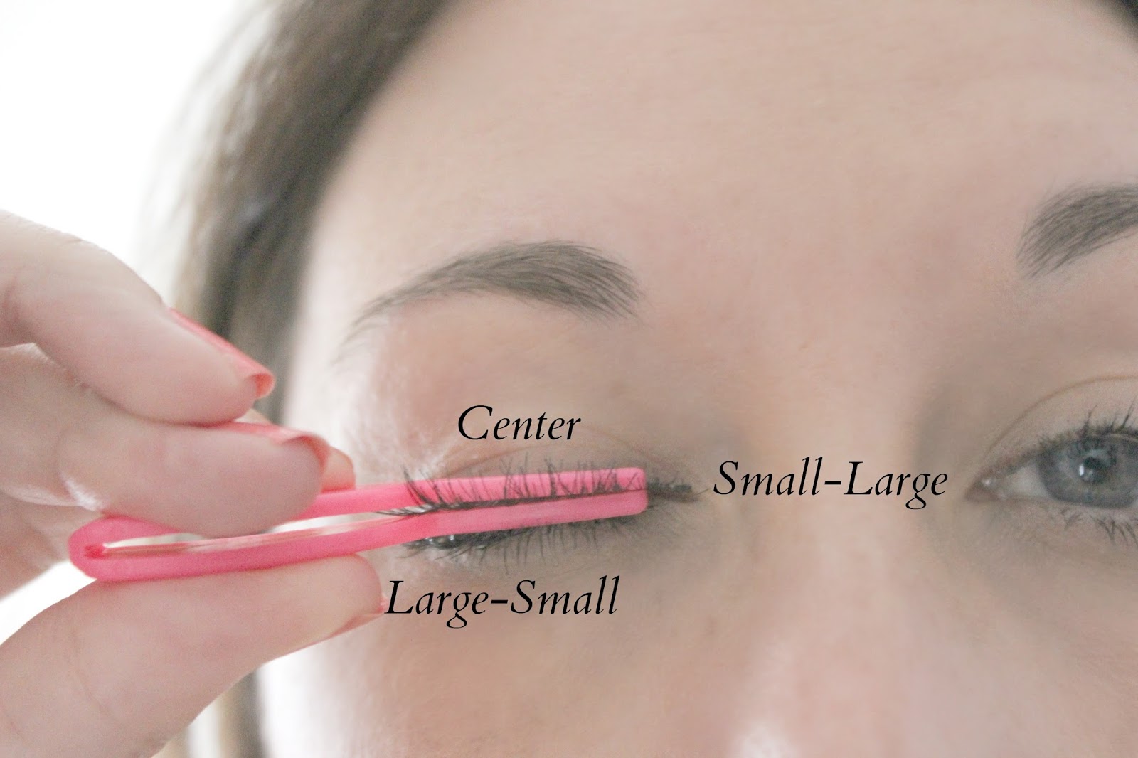 Elle Sees Beauty Blogger in Atlanta 5 Ways to Apply False Lashes