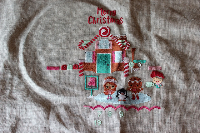 Frosted Pumpkin Stitchery - Christmas on Gingerbread Lane