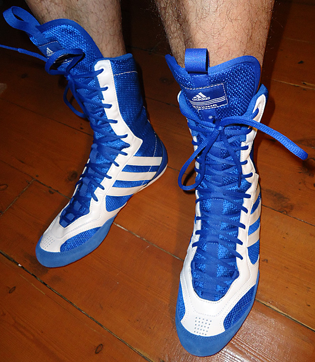 Boots160 Adidas Tygun 2s laced