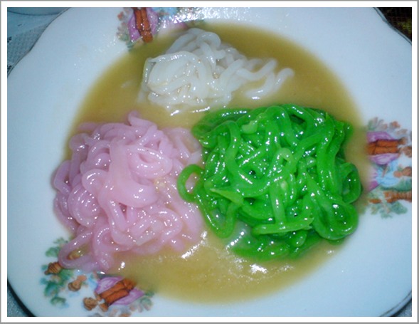 Membuat Kue Putu Mayang | hirrrs blogspot com cara membuat resep kue putu mayang Membuat Kue Putu Mayang | hirrrs blogspot com cara membuat resep kue putu mayang