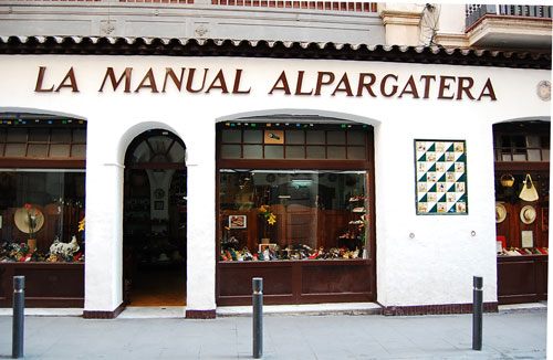 En France: La Manual Alpargatera - Barcelona