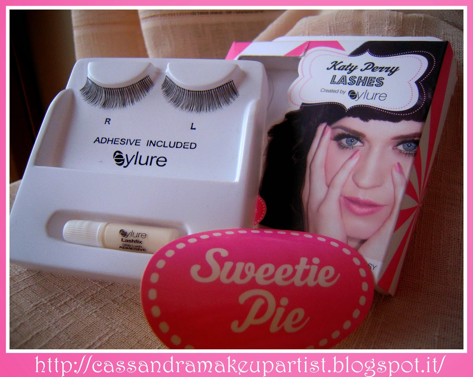 EYLURE - Katy Perry Lashes - SWEETIE PIE -false lashes - ciglia finte - colla - prezzo - price - recensione - review - nude - naturali - glue - ciglia a nastro - tutorial - lashes adhesive