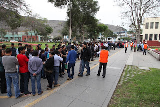 PROCESO DE EVACUACIÓN DEL PRIMER SIMULACRO NACIONAL DE SISMO SE REALIZÓ EXITOSAMENTE EN LA UNI