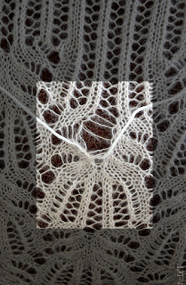 repairing knitted lace dropped stitches