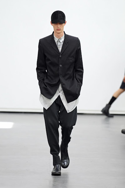 Male model Benoni Loos S/S 2013 Menswear Tillmann Lauterbach Tillmann Lauterbach Spring-Summer 2013 Paris Men’s Fashion Week