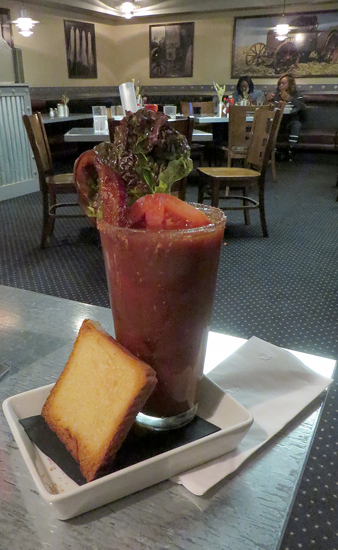 Woodland Shoppers Paradise Vegas All Night