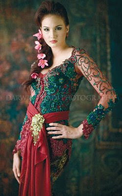 Kebaya Anne Avanti