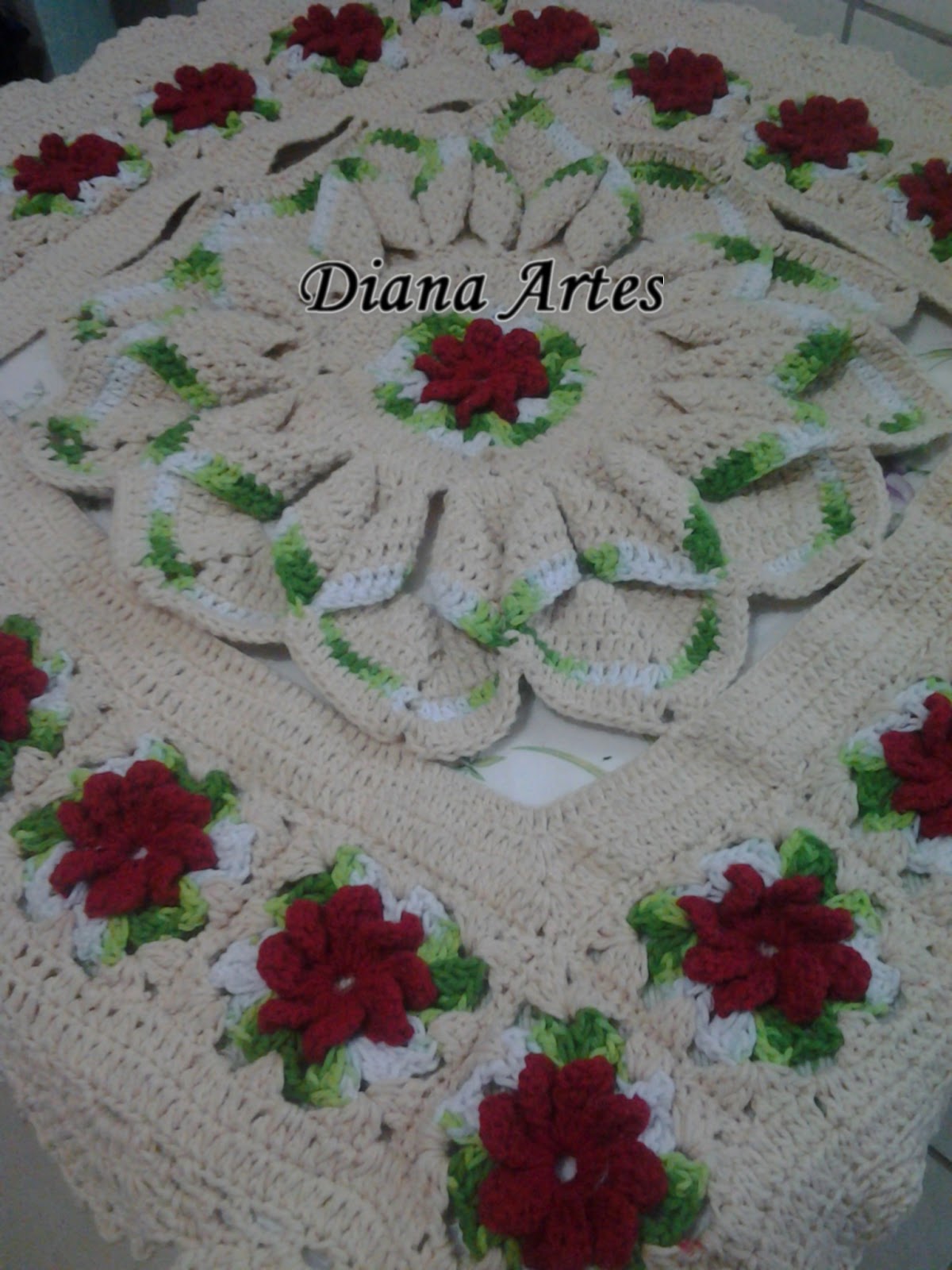 Tapete Retangular Flor Catavento Bainha De Croche Fio De