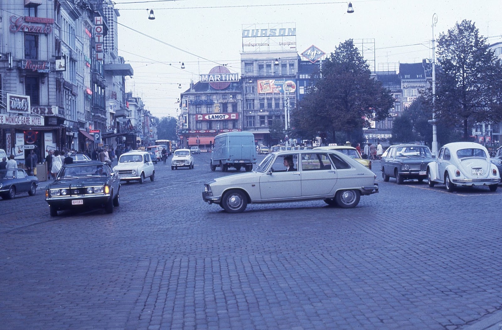 Avengers in Time 1972, Car Spotting Astridplaats, Antwerp