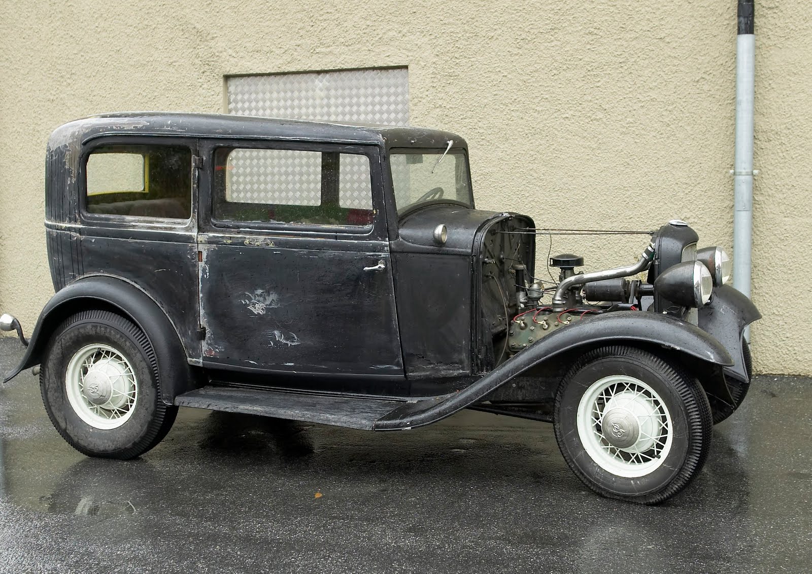 PLANET MOTHERFUCKERS: Ford 1932 tudor build in Denmark