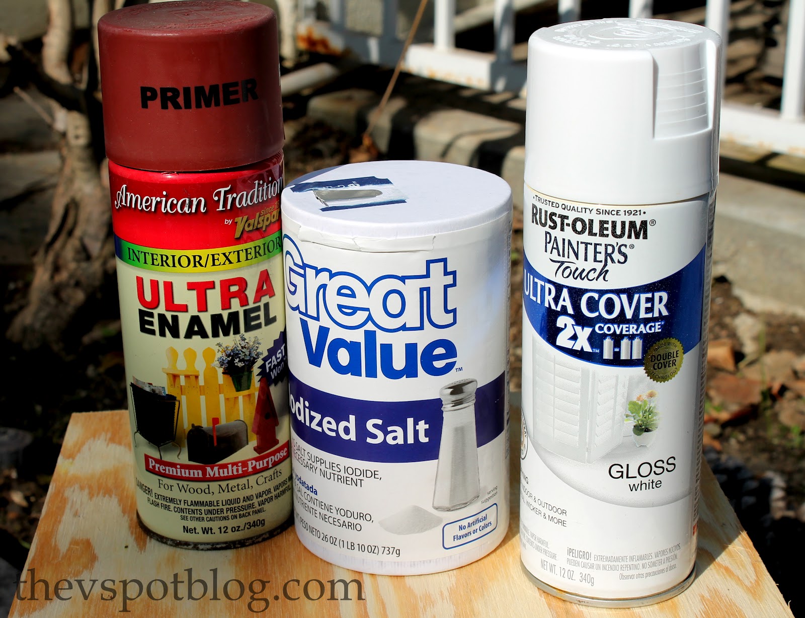 Create a fauxrust effect using spray paint and salt. The V Spot
