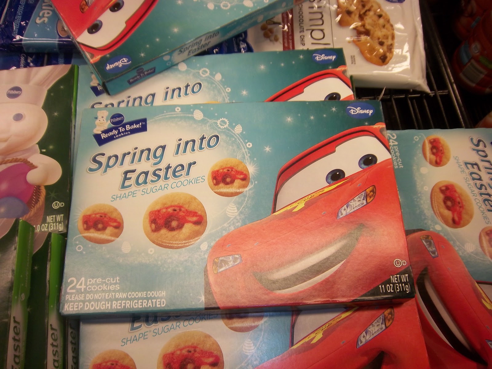 CRAFTS AND CREATIONS WITH KMOM14: Lightening McQueen Pillsbury Pre-Cut ...