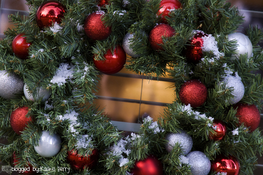 The Rachel Berry Blog { Easy Pottery Barn Inspired Christmas Wreath