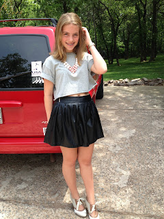 skirt crop skater shoes closet lana rey kind del