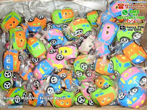Souvenir Mobil Vw Tempat Pensil Gerabah Nganjuk
