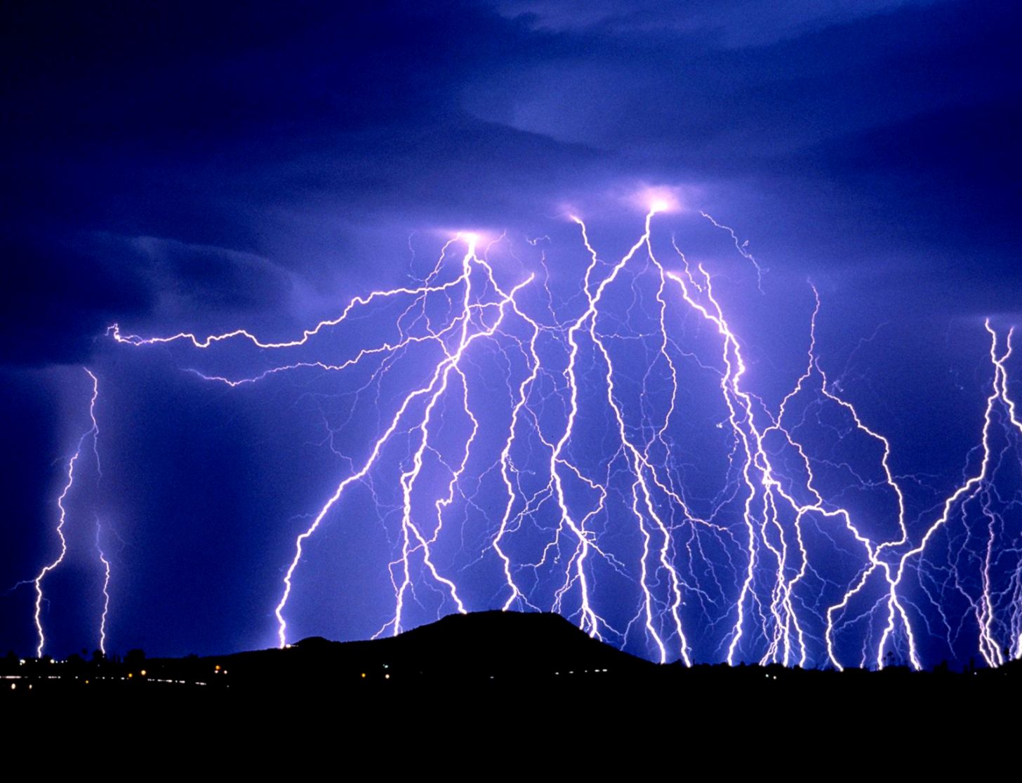 Lightning Blue Thunder Lightning Blue Thunder