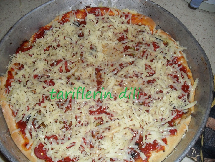 EV PİZZASI Tariflerin Dili