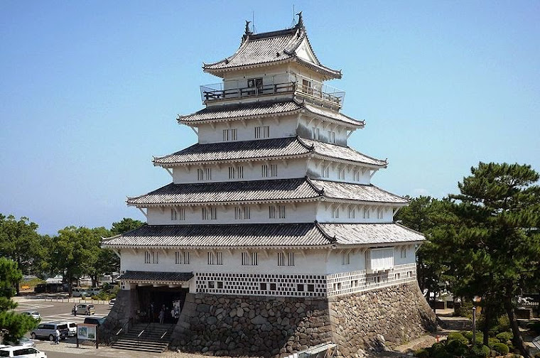 Shimabara Castle (島原城 Shimabara-jō),
