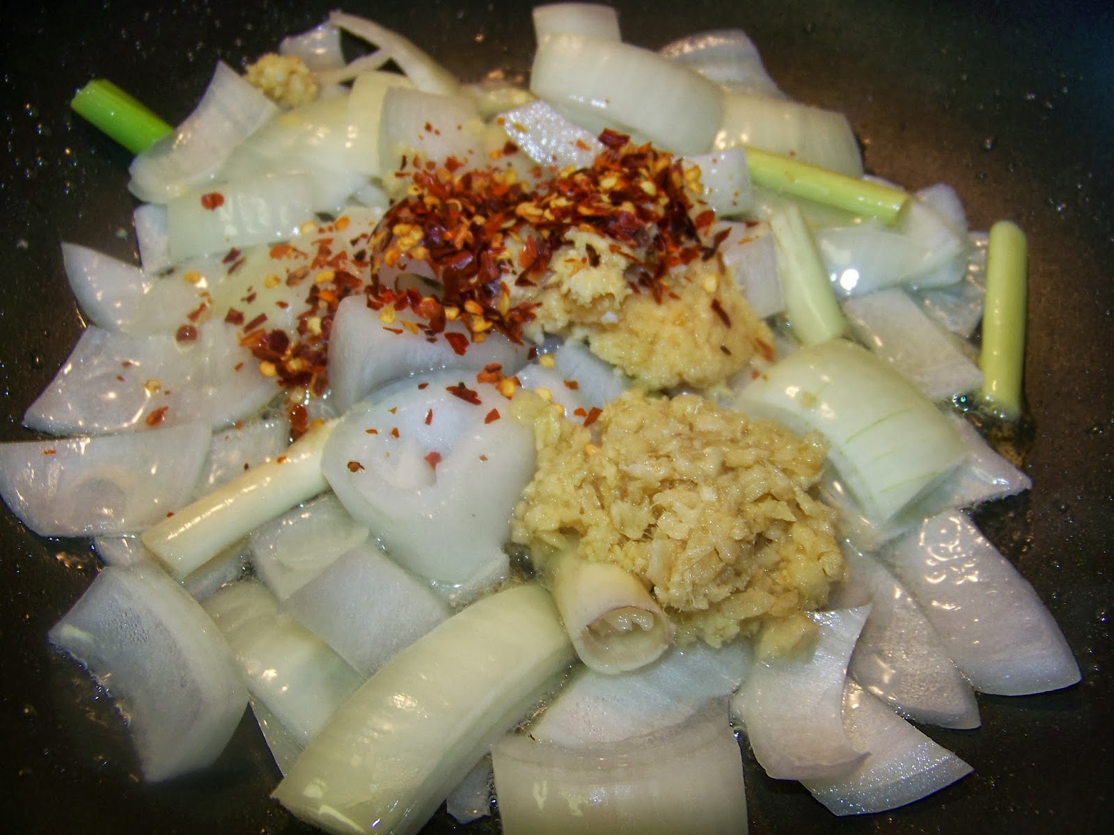 Kitchen Simmer Thai Basil Fish Stir Fry