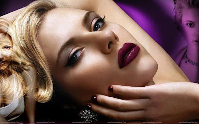 Scarlett Johansson_Click on the Image for Larger View Scarlett Johansson HQ Wallpaper