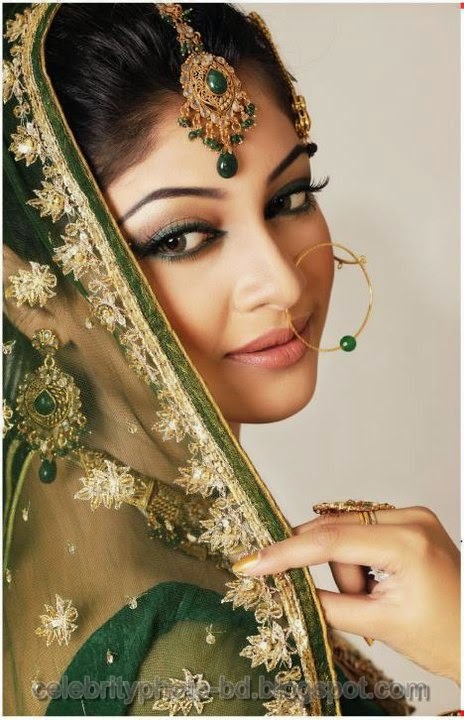 BD+Actress+Sharika%2527s+Bridal+Look+Hot+Photos+In+Saree004 Smartwikibd.Net