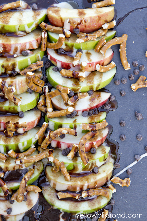 Caramel Apple Pretzel Nachos Yellow Bliss Road