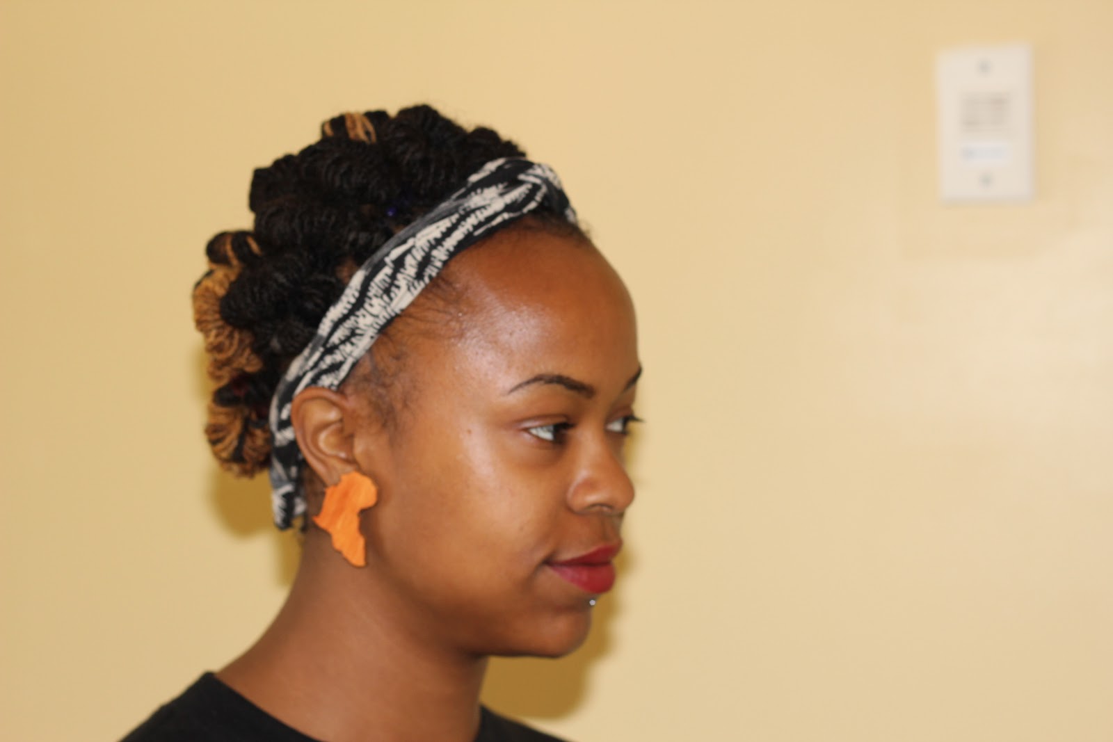 PIPE CLEANER BANTU KNOT LOC UPDO TONI DALEY