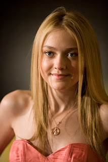 Hot Model Dakota Fanning Photo picture collection 2012
