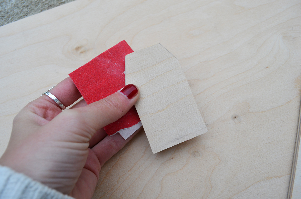 DIY Wooden Holiday Gift Tags DIY Huntress