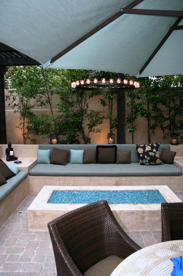 ciao! newport beach a backyard fire pit