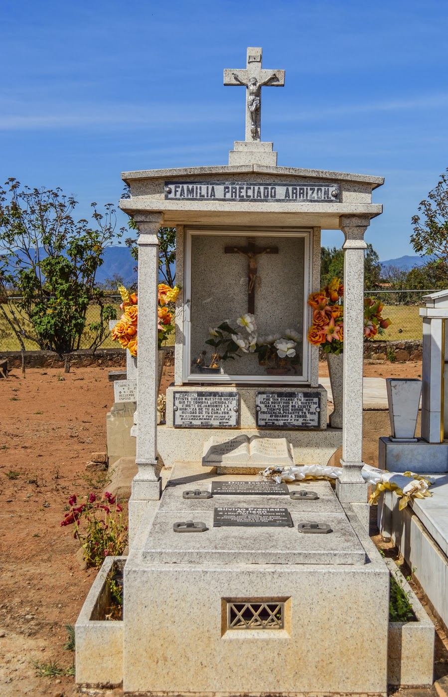 Cementerios de México febrero 2014