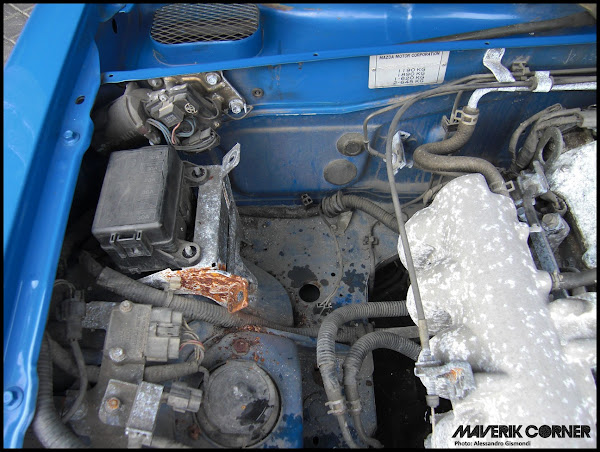 [Immagine: MX5_NA_Engine_Bay_Cleaning_05.jpg]