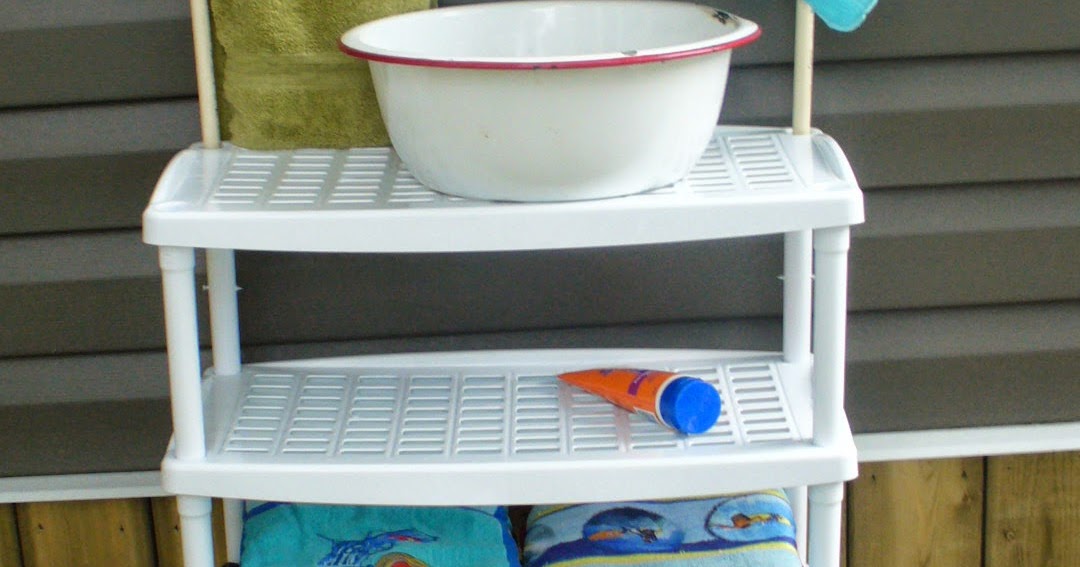 Campy Canadians Outdoor Camping Wash Stand