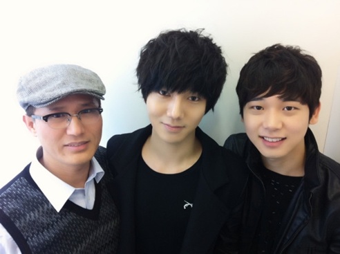 Yesung Super Junior Berbagi Foto Selca Bersama Keluarganya