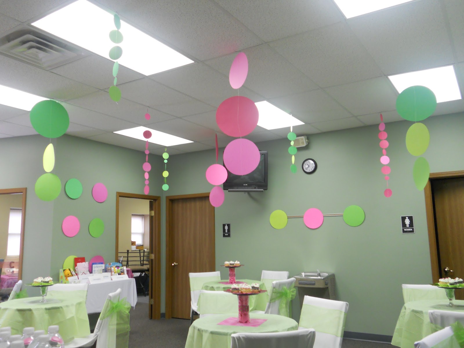 Sister See Sister Do Baby Shower Week Decor