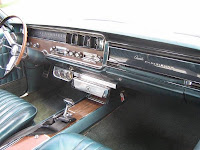 1966-Pontiac-Grande-Parisienne-dashpad.jpg