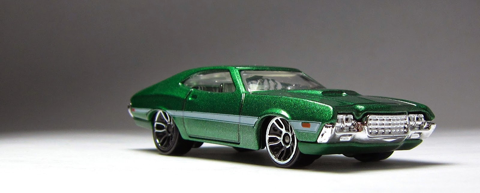 hot wheels gran torino