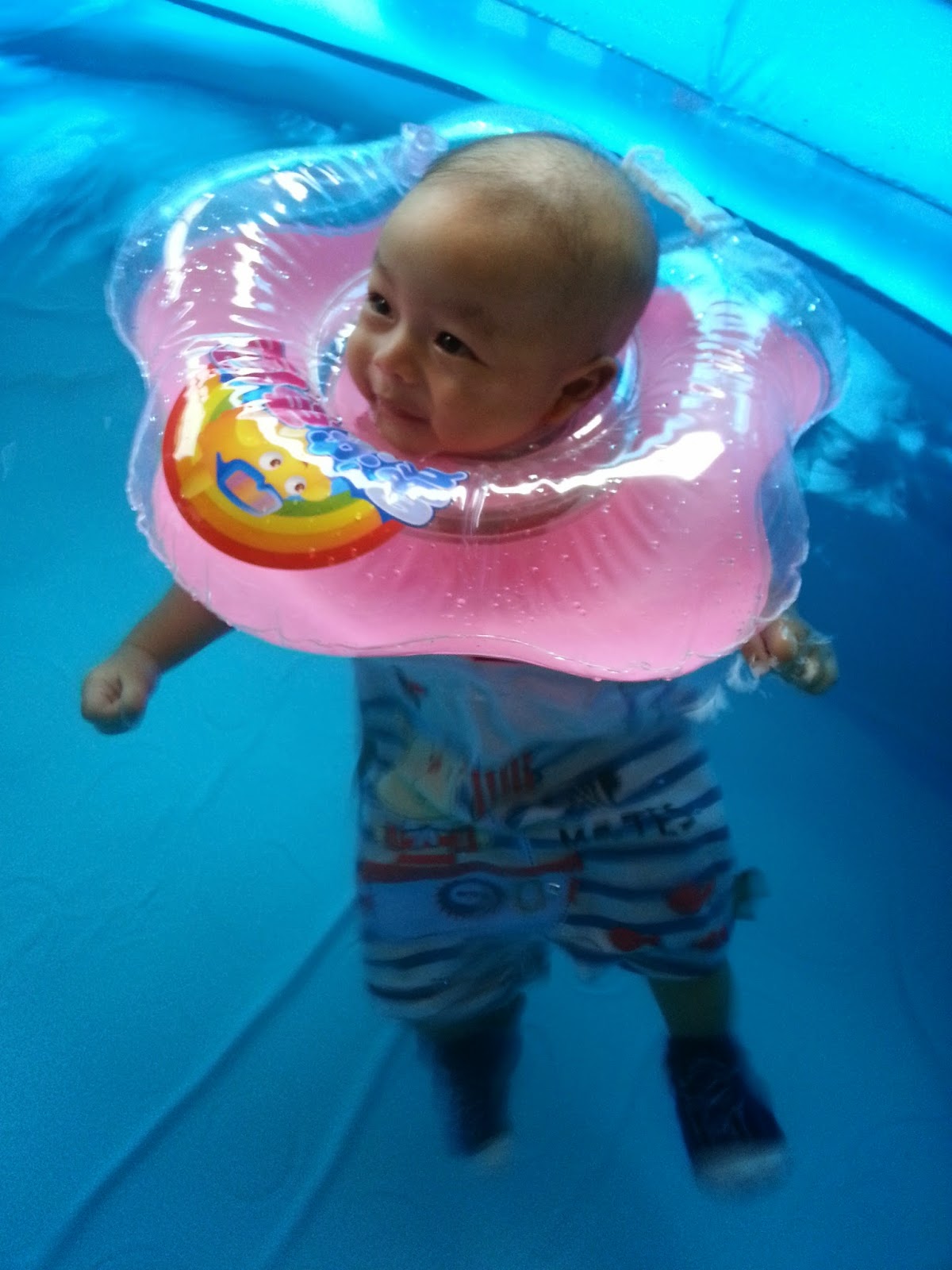 Kasih Hidupku Baby Aisy Berenang Di Usia 3 Bulan